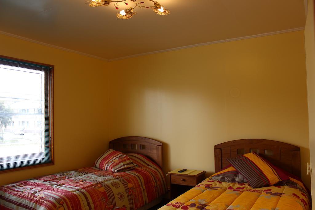 Hotel Yellow Submarine Punta Arenas Habitación foto